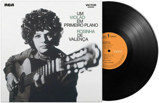 Um Violao Em Primeiro Plano - 180-Gram Black Vinyl
