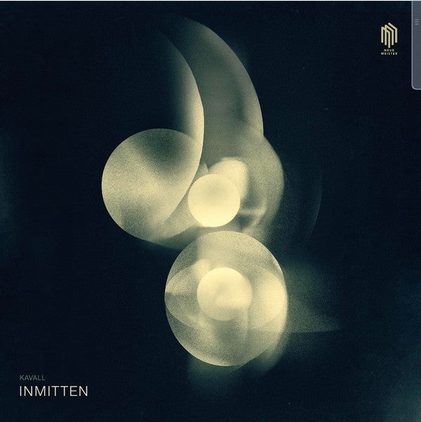 Kavall: Inmitten