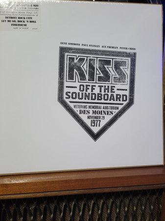 Off The Soundboard Live in Des Moines November 29 1977