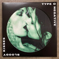 BLOODY KISSES
