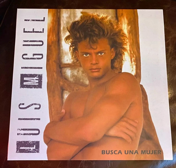 Busca Una Mujer